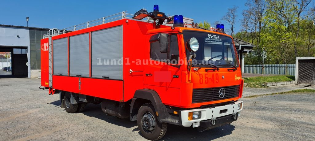 Mercedes-Benz 817 Feuerwehr GWG Nur 9.650 orig. Km 817 Feuerwehr GWG Nur 9.650 orig. Km - Carro de bombeiro: foto 1 Mercedes-Benz 817 Feuerwehr GWG Nur 9.650 orig. Km 817 Feuerwehr GWG Nur 9.650 orig. Km - Carro de bombeiro: foto 1