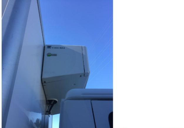 Iveco EUROCARGOeurocargo 100e19 - Camião isotérmico: foto 3 Iveco EUROCARGOeurocargo 100e19 - Camião isotérmico: foto 3