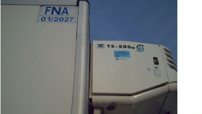 Iveco EUROCARGOeurocargo 160e25 - Camião isotérmico: foto 5 Iveco EUROCARGOeurocargo 160e25 - Camião isotérmico: foto 5