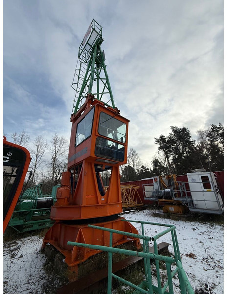 Liebherr 112EC-H8/120 1993yom x3 units - Guindaste de torre: foto 2 Liebherr 112EC-H8/120 1993yom x3 units - Guindaste de torre: foto 2