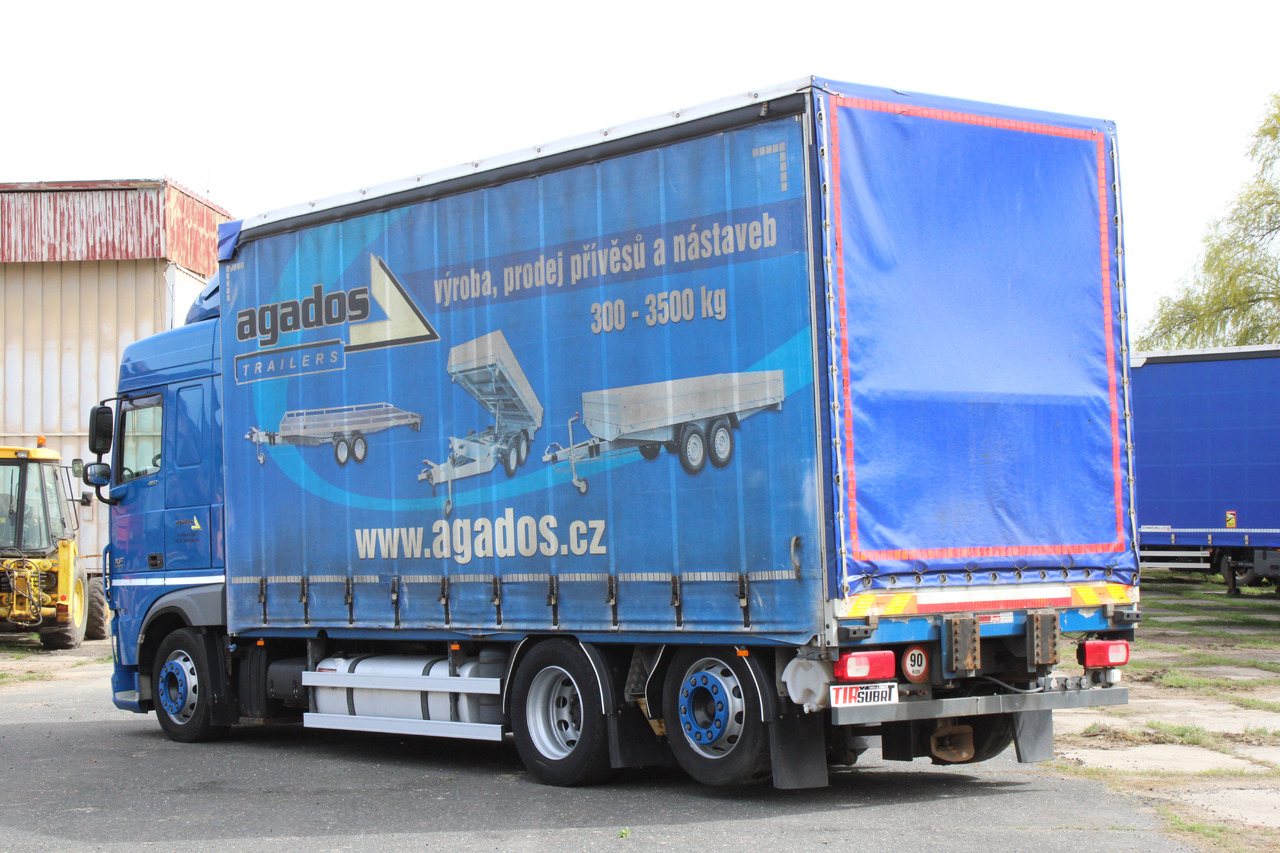 DAF XF 460 FAR - Camião de lona: foto 3 DAF XF 460 FAR - Camião de lona: foto 3