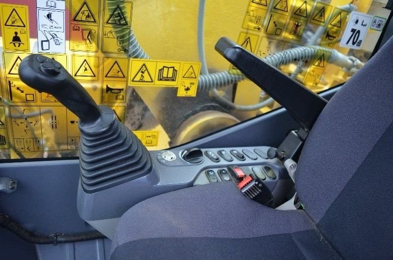 Escavadora de rastos Komatsu PC 290 NLCi: foto 13
