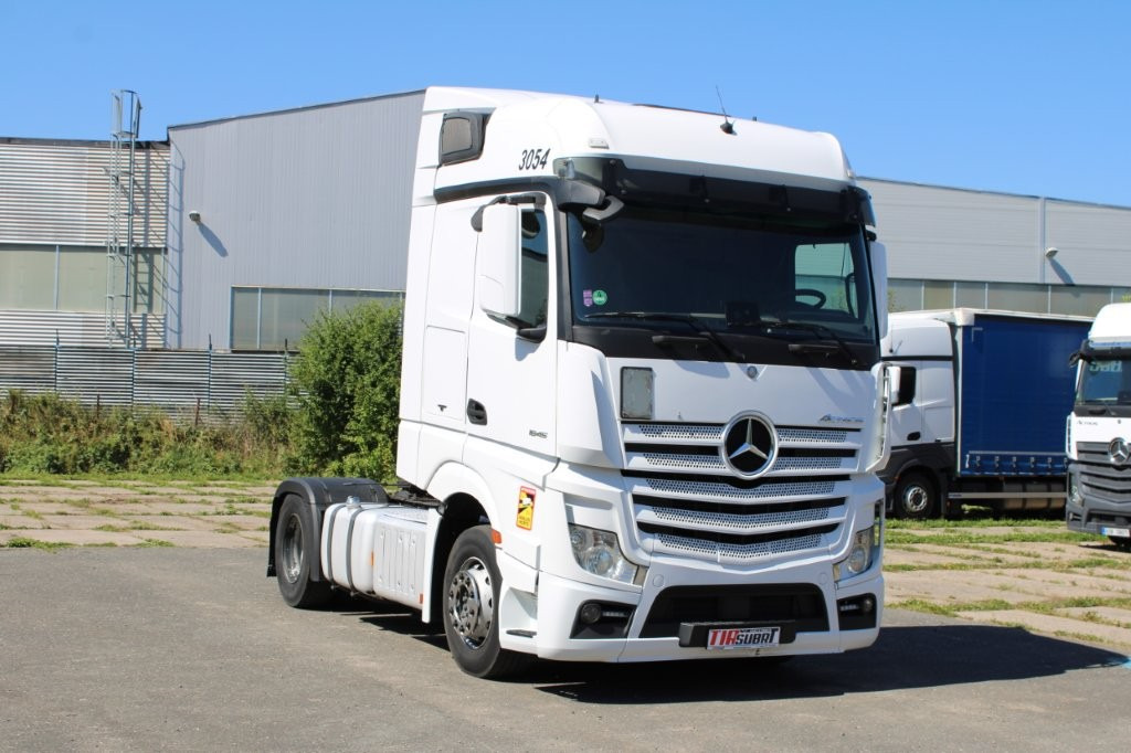 Mercedes-Benz ACTROS 1845 - Tractor: foto 1 Mercedes-Benz ACTROS 1845 - Tractor: foto 1
