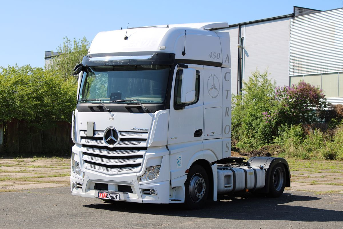 Mercedes-Benz Actros 1845 - Tractor: foto 2 Mercedes-Benz Actros 1845 - Tractor: foto 2