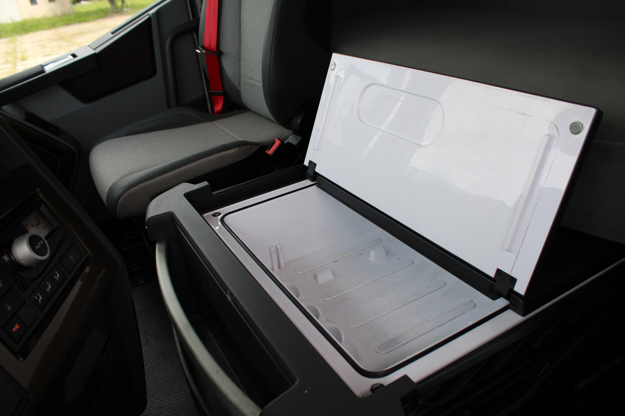 Tractor Renault T460: foto 19