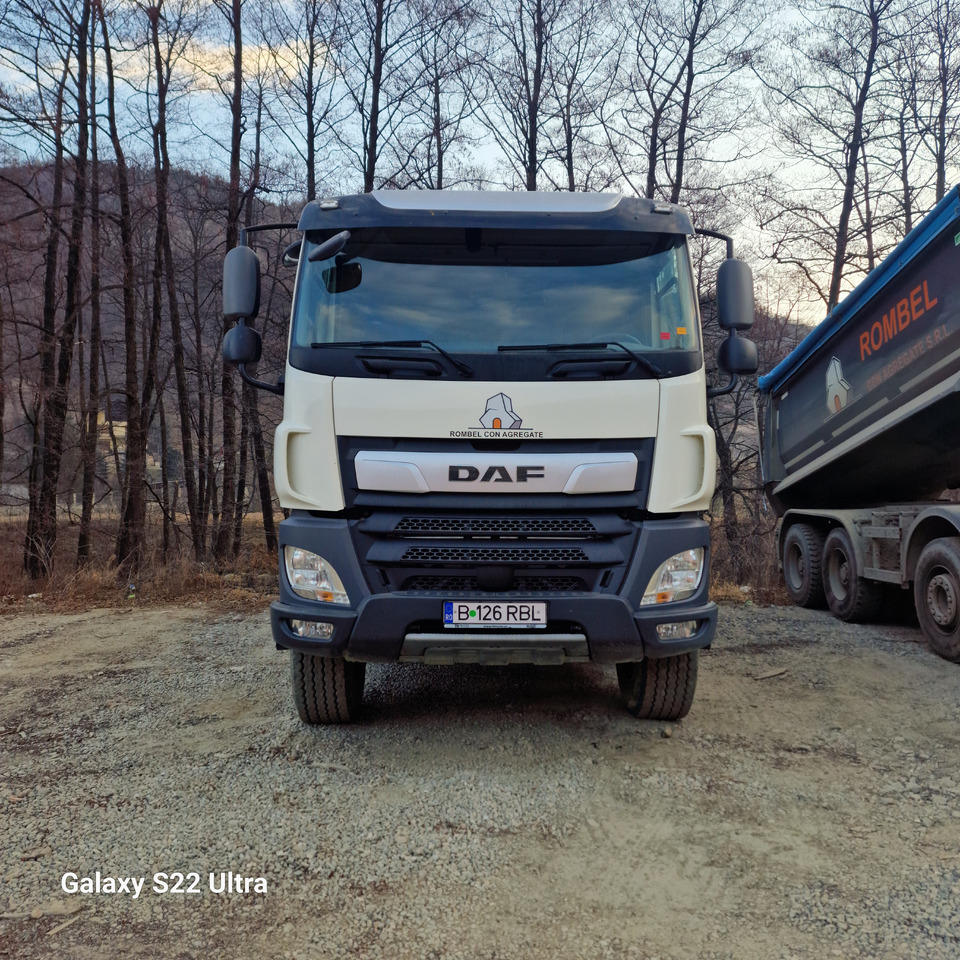 DAF CF 450 FAD - Camião basculante: foto 1 DAF CF 450 FAD - Camião basculante: foto 1