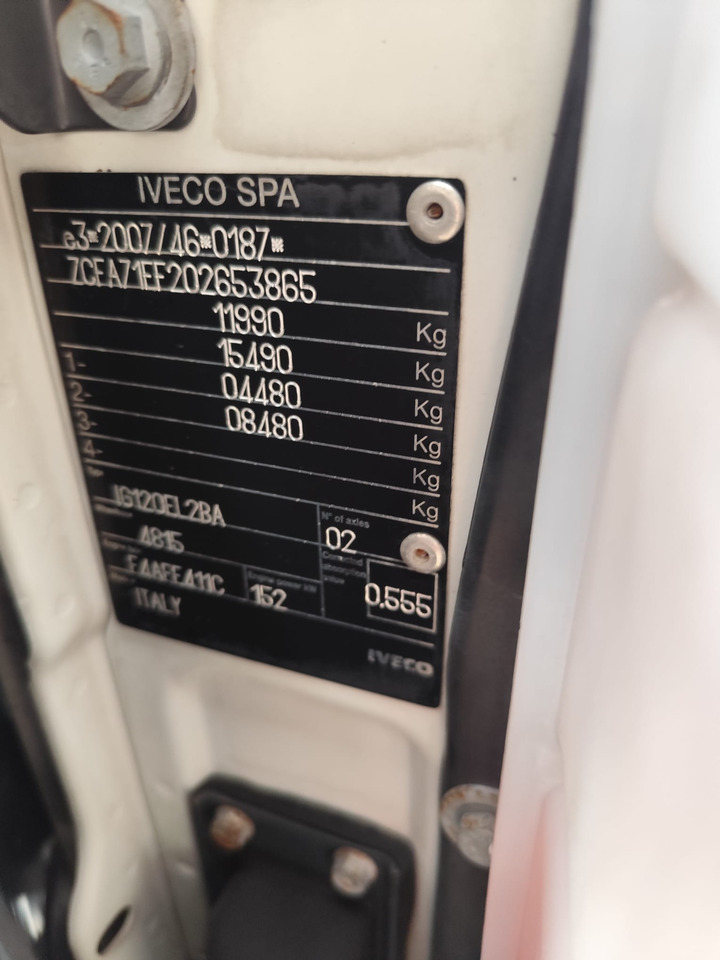 IVECO EUROCARGO 120-210 - Camião grua, Camião basculante: foto 2 IVECO EUROCARGO 120-210 - Camião grua, Camião basculante: foto 2