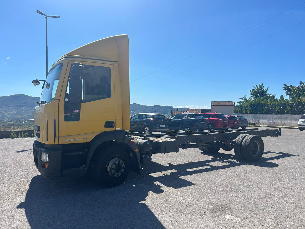 IVECO EUROCARGO 120E28P - Camião furgão: foto 5 IVECO EUROCARGO 120E28P - Camião furgão: foto 5