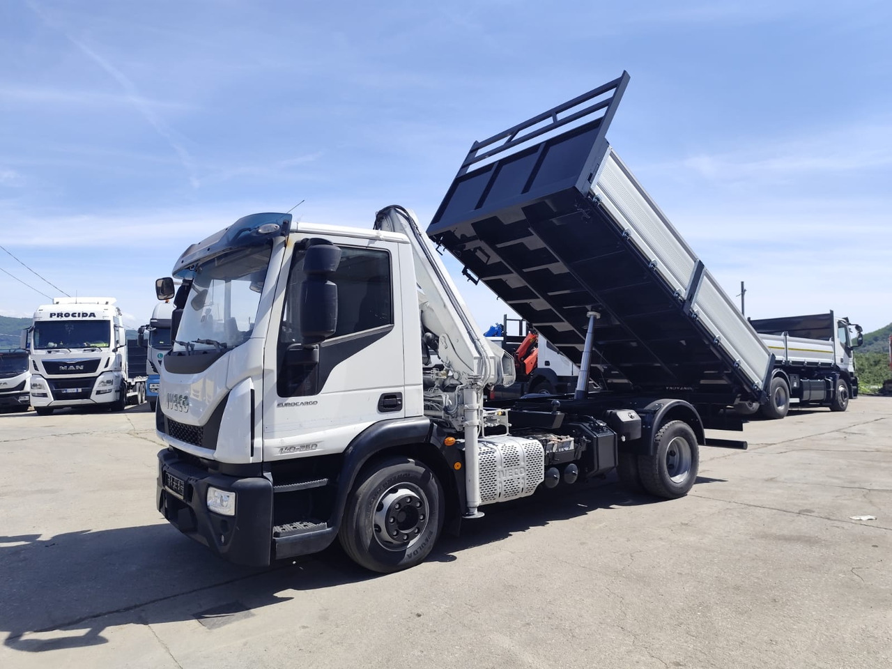 Camião basculante, Camião grua IVECO EUROCARGO 140-250: foto 36