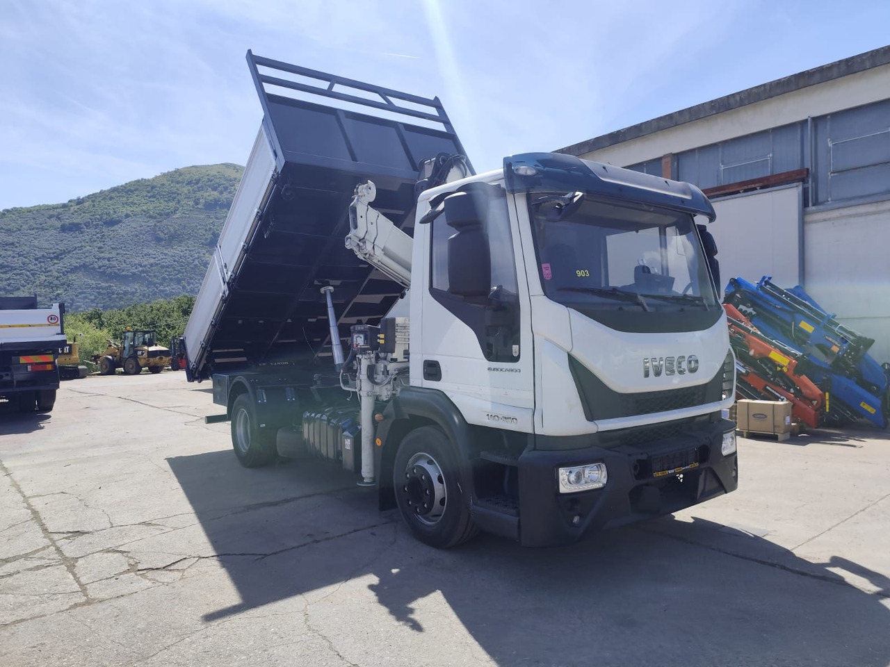 Camião basculante, Camião grua IVECO EUROCARGO 140-250: foto 32
