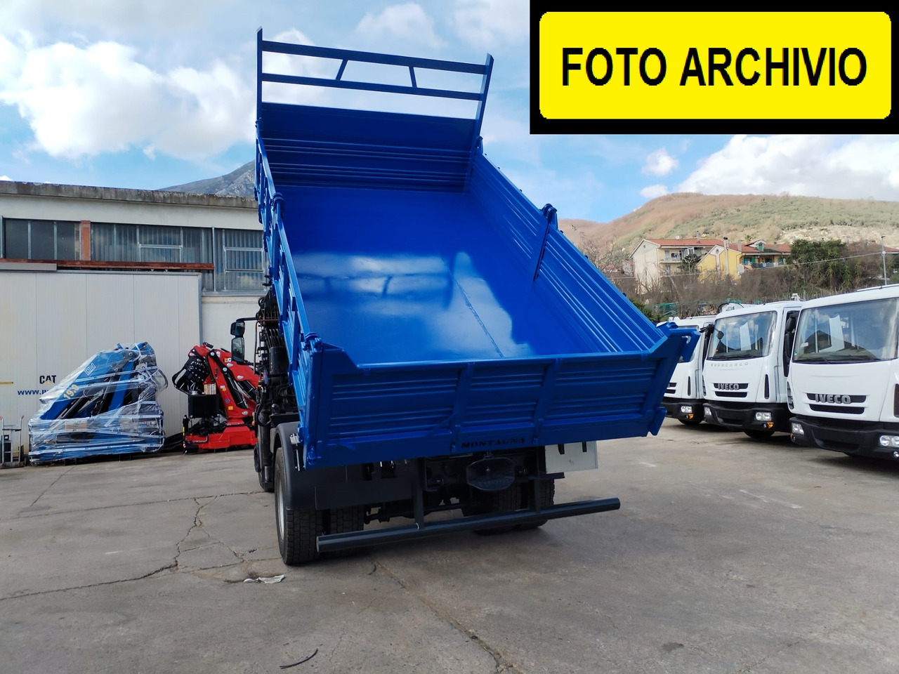 IVECO EUROCARGO 180-320 - Camião grua: foto 3 IVECO EUROCARGO 180-320 - Camião grua: foto 3