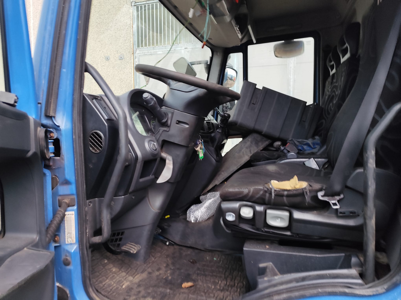 IVECO EUROCARGO 190EL28 - Camião chassi: foto 4 IVECO EUROCARGO 190EL28 - Camião chassi: foto 4
