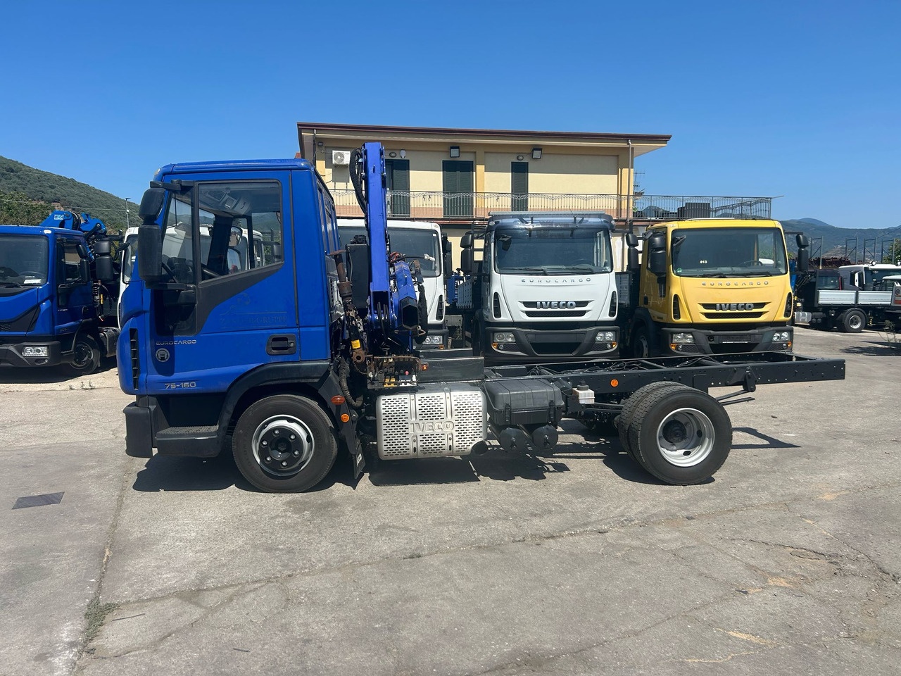 IVECO EUROCARGO 75-160 - Camião grua, Camião grua: foto 2 IVECO EUROCARGO 75-160 - Camião grua, Camião grua: foto 2
