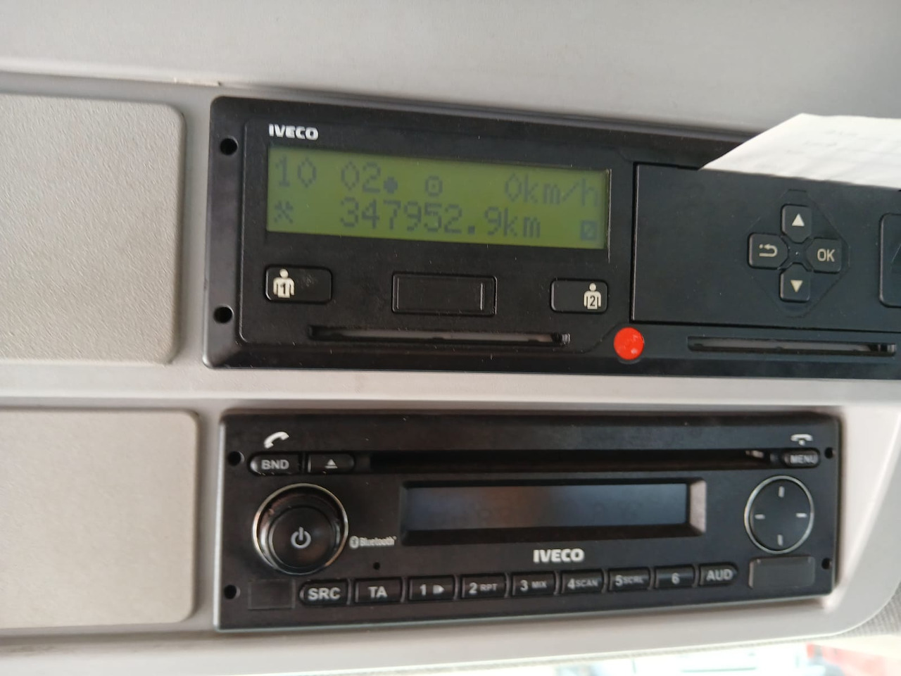 Camião basculante IVECO EUROCARGO 75-210: foto 27