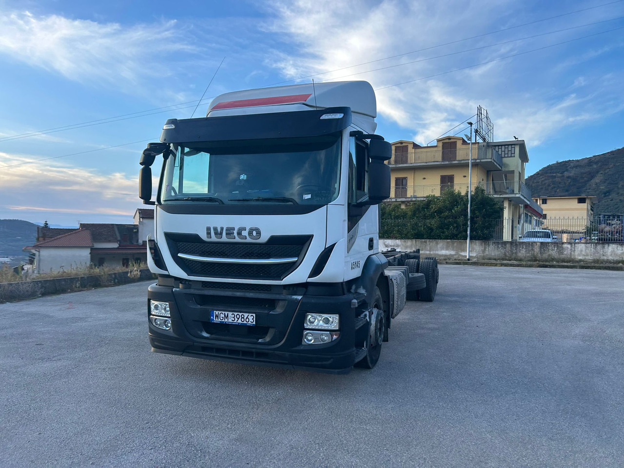 IVECO STRALIS AD 260S31 XP - Camião chassi: foto 4 IVECO STRALIS AD 260S31 XP - Camião chassi: foto 4
