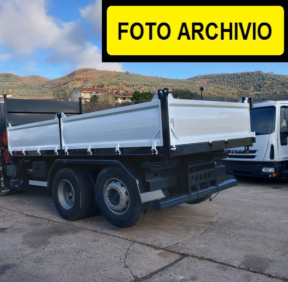 IVECO STRALIS AD 260S31 XP - Camião grua: foto 3 IVECO STRALIS AD 260S31 XP - Camião grua: foto 3