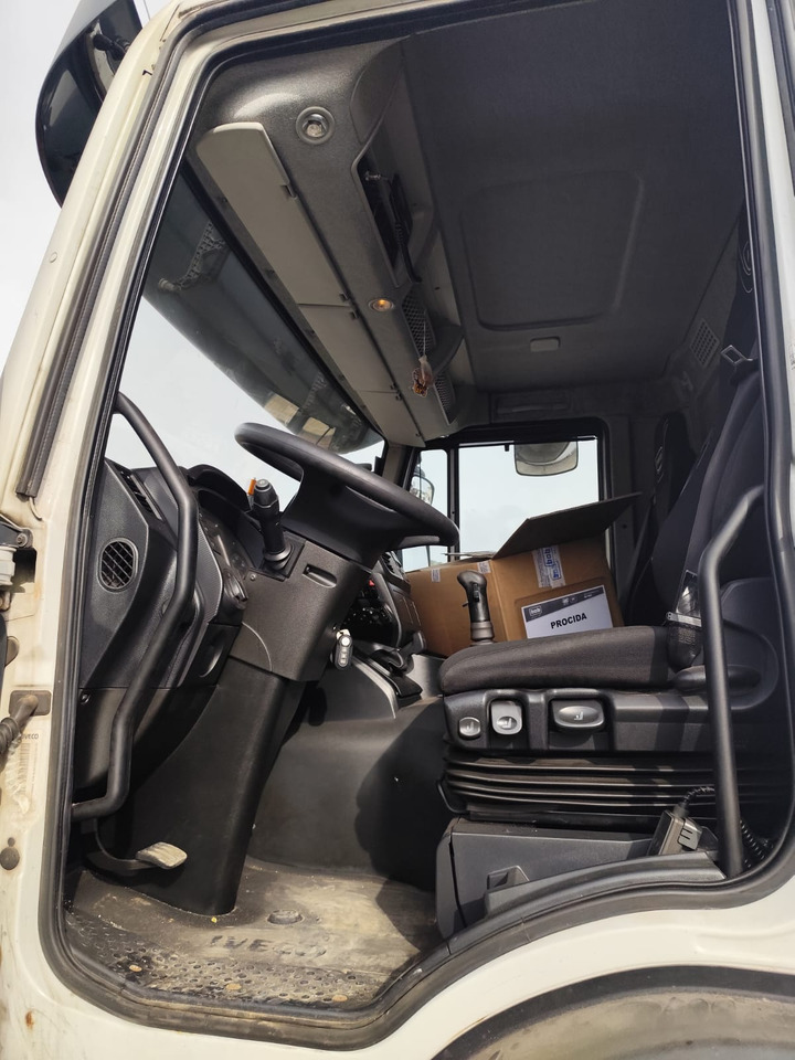 IVECO STRALIS AD 260S31 Y/P - Camião polibenne: foto 2 IVECO STRALIS AD 260S31 Y/P - Camião polibenne: foto 2