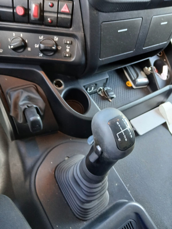 IVECO STRALIS AD 260S31 Y/P - Camião polibenne: foto 3 IVECO STRALIS AD 260S31 Y/P - Camião polibenne: foto 3
