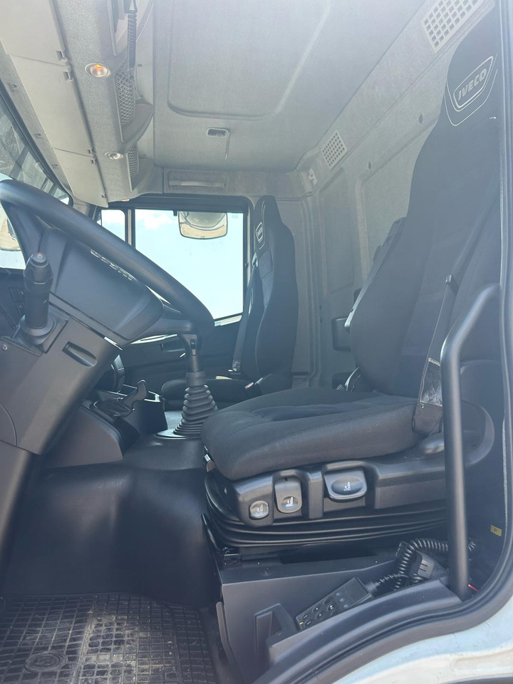 IVECO STRALIS AD 260S31 Y/P - Camião basculante, Camião grua: foto 3 IVECO STRALIS AD 260S31 Y/P - Camião basculante, Camião grua: foto 3