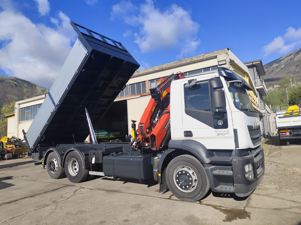 Camião grua IVECO STRALIS CUBE 260S31: foto 10