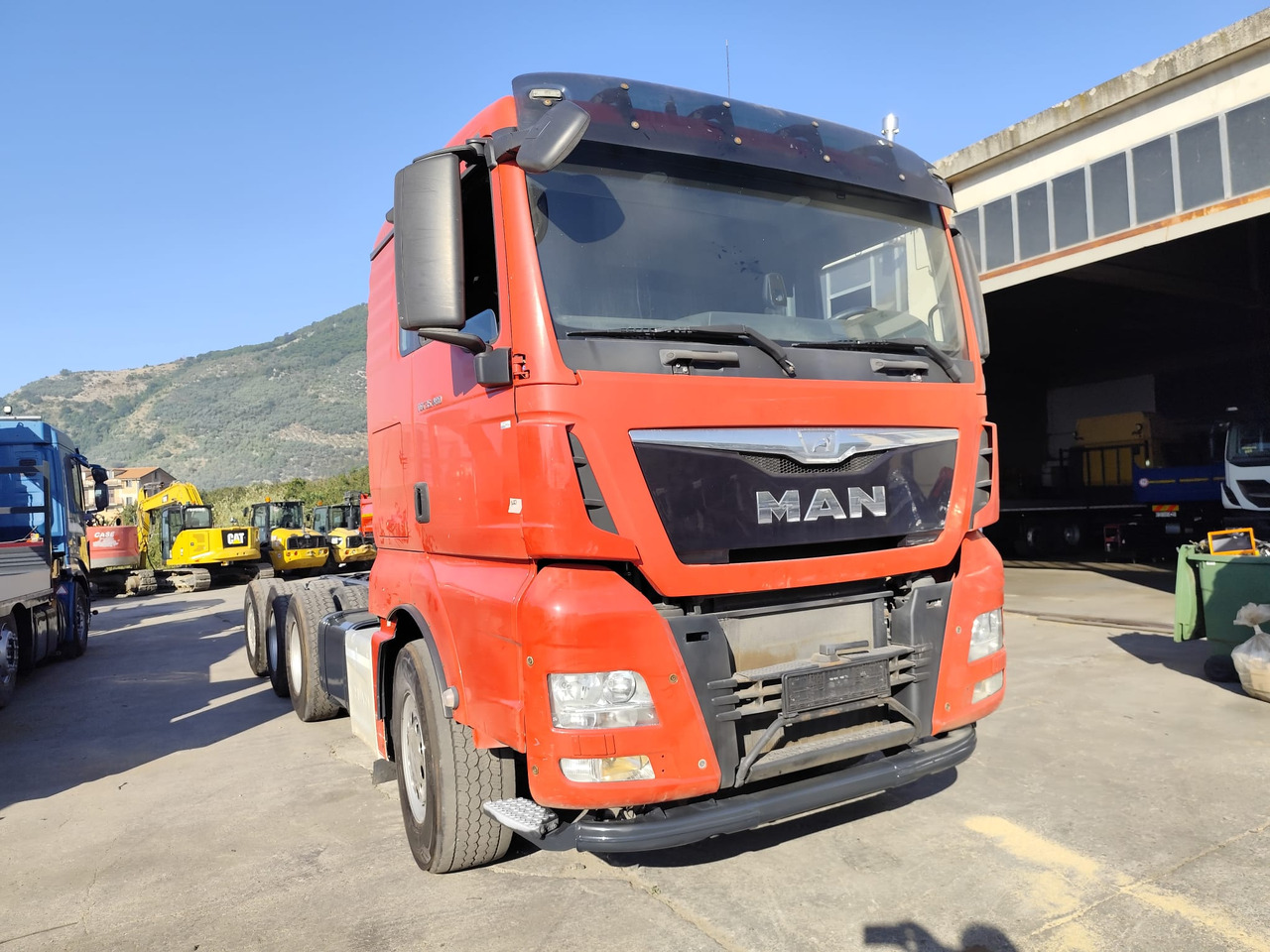 MAN TGS 35.480 - Camião de caixa aberta/ Plataforma: foto 1 MAN TGS 35.480 - Camião de caixa aberta/ Plataforma: foto 1