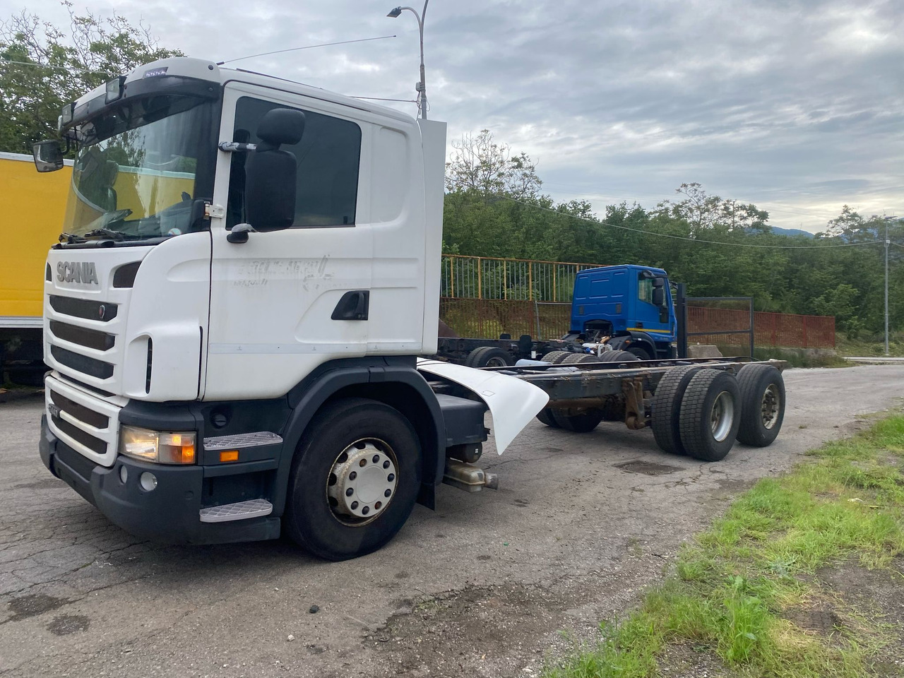 SCANIA G440 - Camião chassi: foto 3 SCANIA G440 - Camião chassi: foto 3