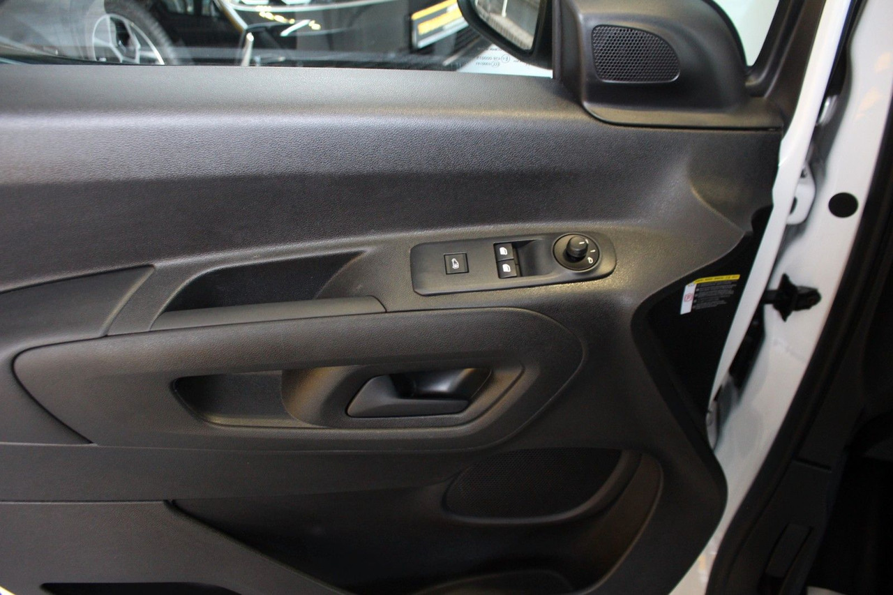 Furgão compacto Citroën Berlingo Kasten Club XL/L2 EHZ 3-Sitzer AHK: foto 15