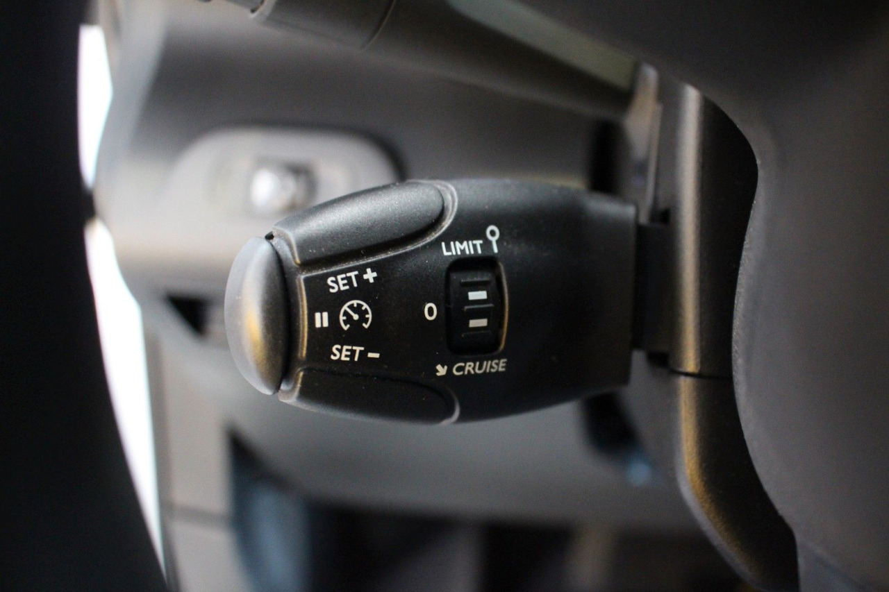 Furgão compacto Citroën Berlingo Kasten Club XL/L2 EHZ 3-Sitzer AHK: foto 16