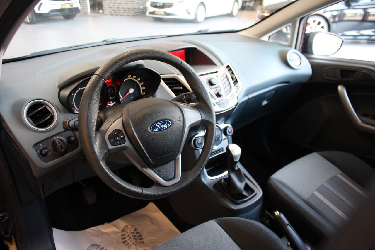Automóvel Ford Fiesta Trend Klima + Frontscheibenheizung 5Türer: foto 7