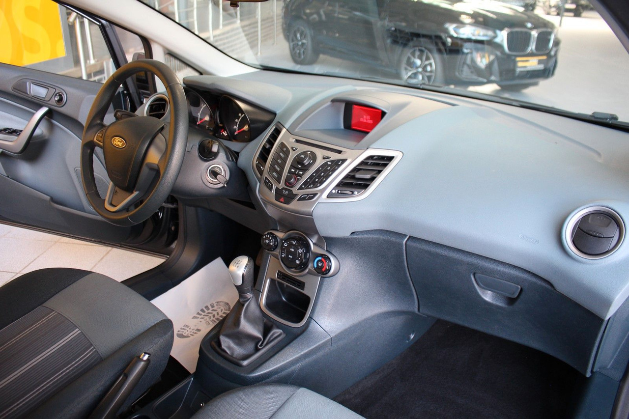 Automóvel Ford Fiesta Trend Klima + Frontscheibenheizung 5Türer: foto 12