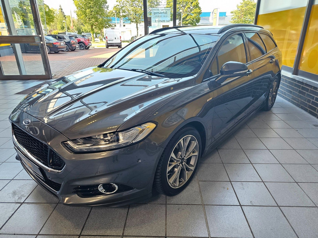 Ford Mondeo Turnier ST-Line LED Scheinwerfer - Carrinha: foto 3 Ford Mondeo Turnier ST-Line LED Scheinwerfer - Carrinha: foto 3