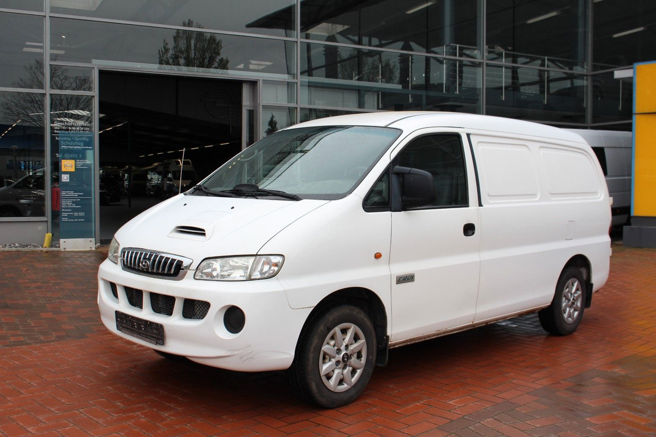 Hyundai H-1 Kasten Tüv 07/26 Motorschaden - Furgão compacto: foto 3 Hyundai H-1 Kasten Tüv 07/26 Motorschaden - Furgão compacto: foto 3