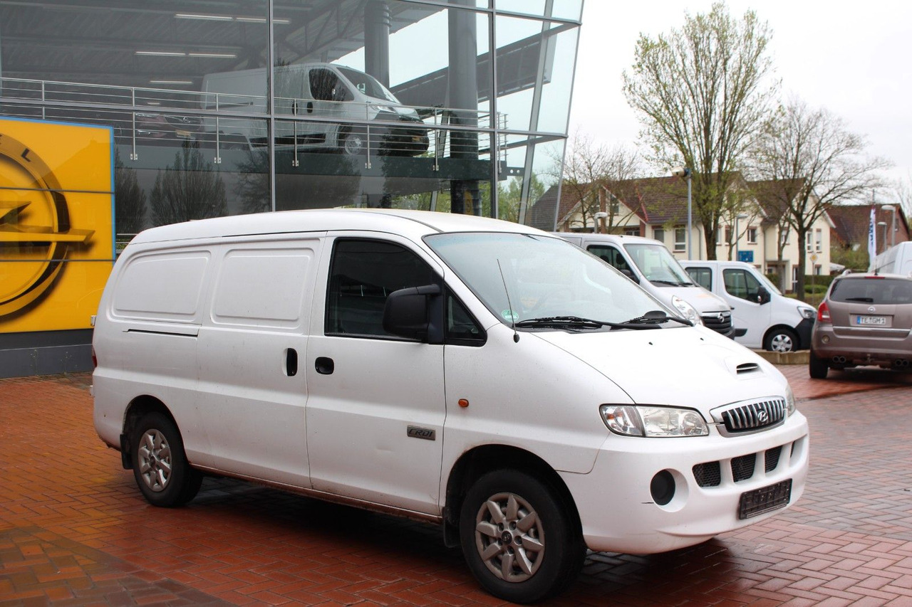 Hyundai H-1 Kasten Tüv 07/26 Motorschaden - Furgão compacto: foto 1 Hyundai H-1 Kasten Tüv 07/26 Motorschaden - Furgão compacto: foto 1