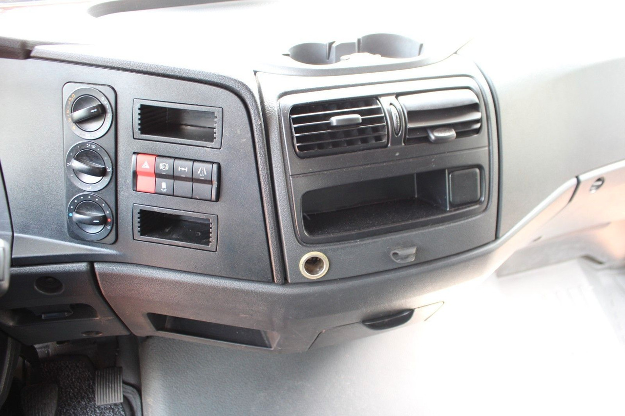 Mercedes-Benz Atego Pritsche 921 - Carrinha de caixa aberta: foto 5 Mercedes-Benz Atego Pritsche 921 - Carrinha de caixa aberta: foto 5