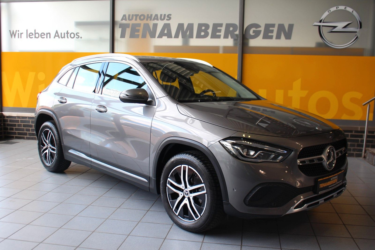 Mercedes-Benz GLA 180 Progressive Navi LED Kamera - SUV: foto 1 Mercedes-Benz GLA 180 Progressive Navi LED Kamera - SUV: foto 1