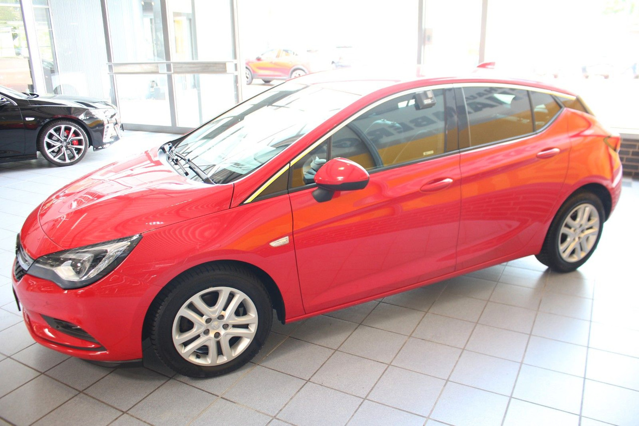 Opel Astra K Lim. Innovation Navi Voll-LED Kamera - Sedan: foto 5 Opel Astra K Lim. Innovation Navi Voll-LED Kamera - Sedan: foto 5
