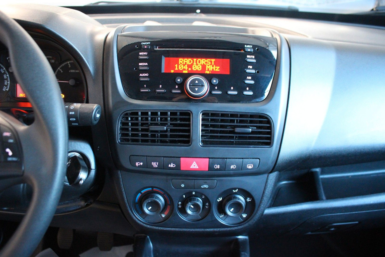 Furgão compacto Opel Combo D Kasten L2H1 2,4t  Klima Sitzheizung PDC: foto 14
