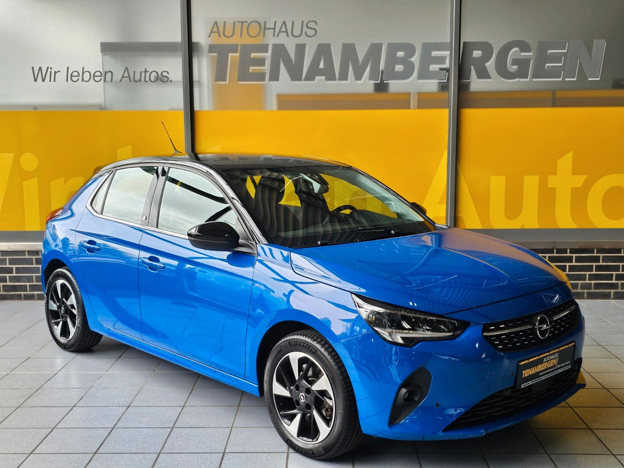 Opel Corsa F Elegance Sommer+Winterreifen +Wärmepumpe - Automóvel: foto 1 Opel Corsa F Elegance Sommer+Winterreifen +Wärmepumpe - Automóvel: foto 1