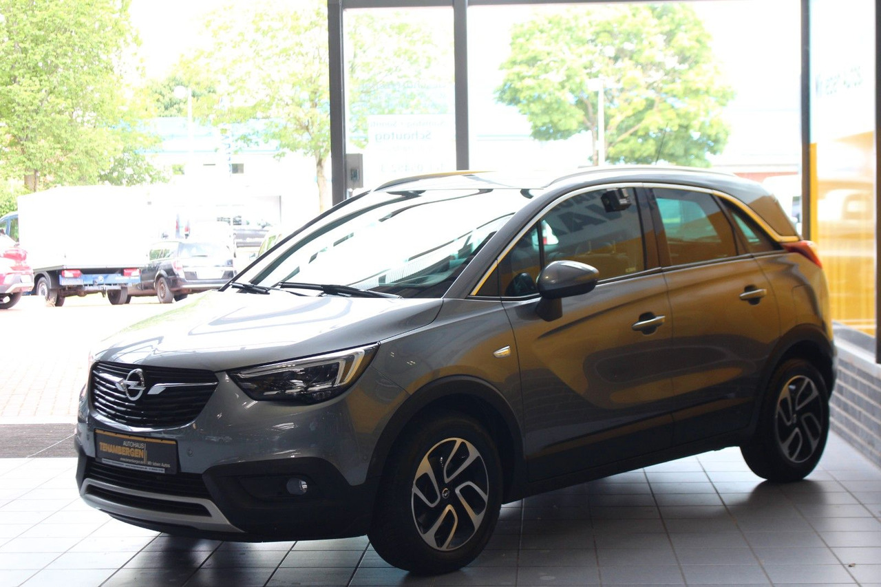 Opel Crossland (X) 1,2 Ultimate Pano Navi Kamera LED - Sedan: foto 4 Opel Crossland (X) 1,2 Ultimate Pano Navi Kamera LED - Sedan: foto 4