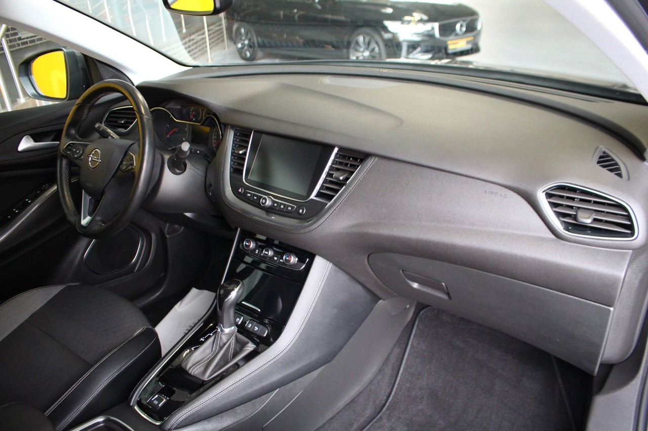 Opel Grandland X Innovation AT-8 Navi Kamera LED AHK - Automóvel: foto 4 Opel Grandland X Innovation AT-8 Navi Kamera LED AHK - Automóvel: foto 4
