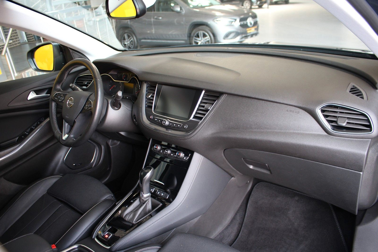 Opel Grandland X Ultimate Leder Navi Sitzlüftung AHK - SUV: foto 5 Opel Grandland X Ultimate Leder Navi Sitzlüftung AHK - SUV: foto 5
