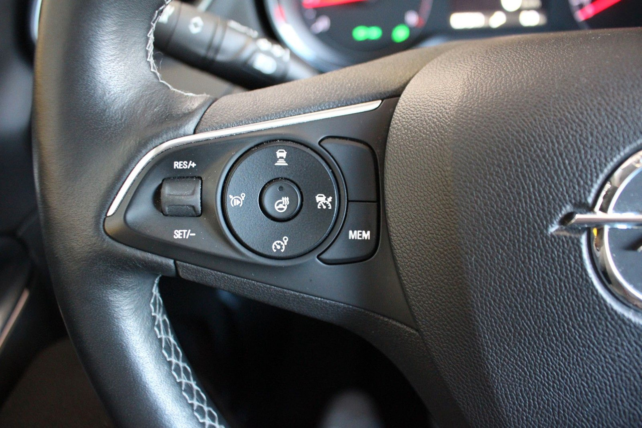 SUV Opel Grandland (X) Ultimate Leder Sitzlüftung 360°Kam: foto 15