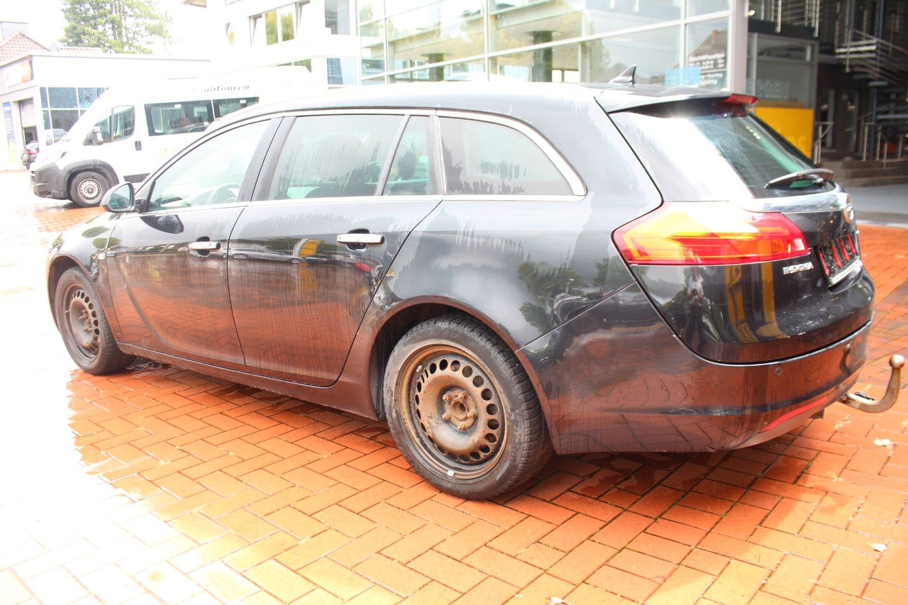 Opel Insignia A Sports Tourer Innovation - Carrinha: foto 4 Opel Insignia A Sports Tourer Innovation - Carrinha: foto 4