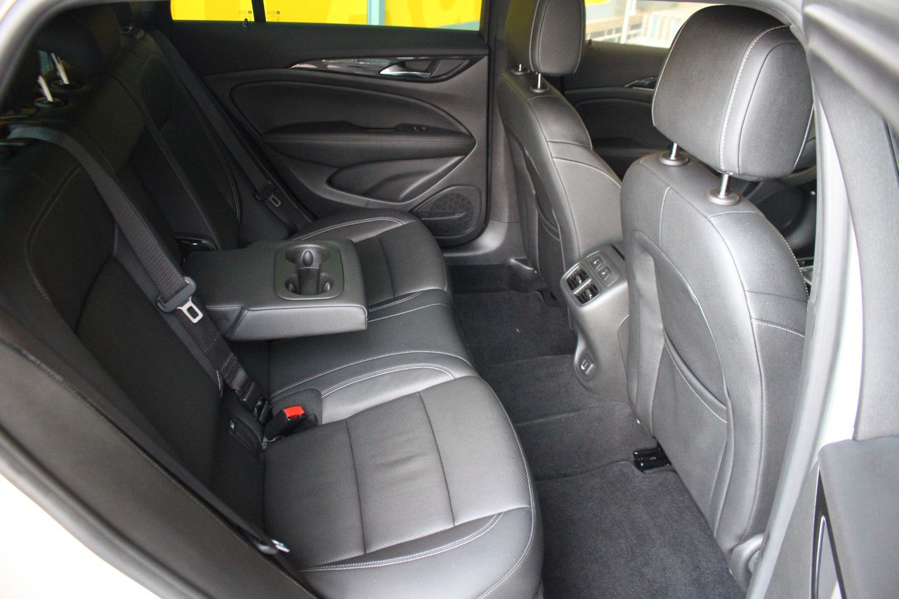Automóvel Opel Insignia B Sports Tourer Ultimate 4x4 AHK ACC: foto 7