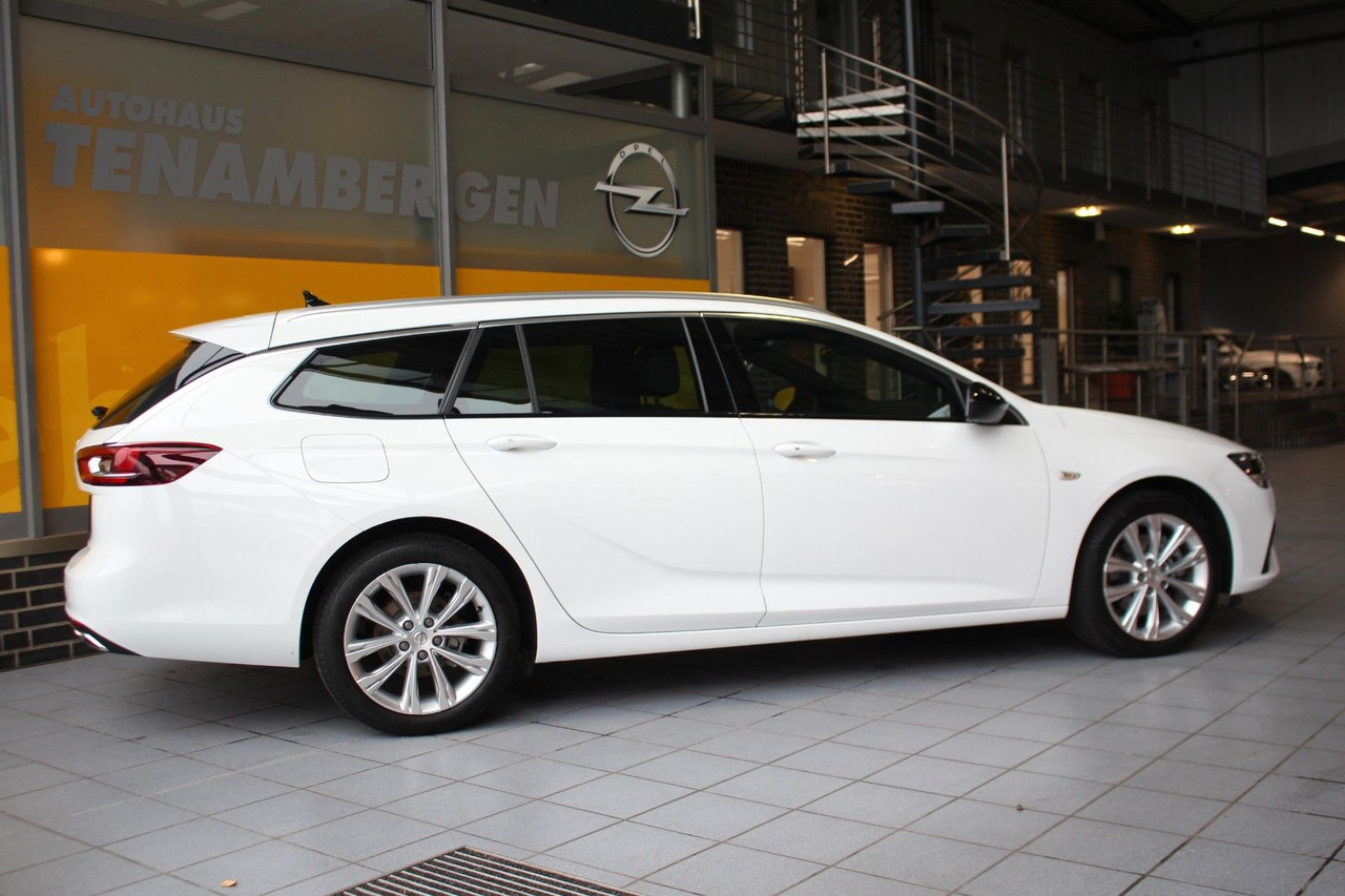 Opel Insignia Elegance DAB Navi Head Up LED Kamera - Carrinha: foto 3 Opel Insignia Elegance DAB Navi Head Up LED Kamera - Carrinha: foto 3