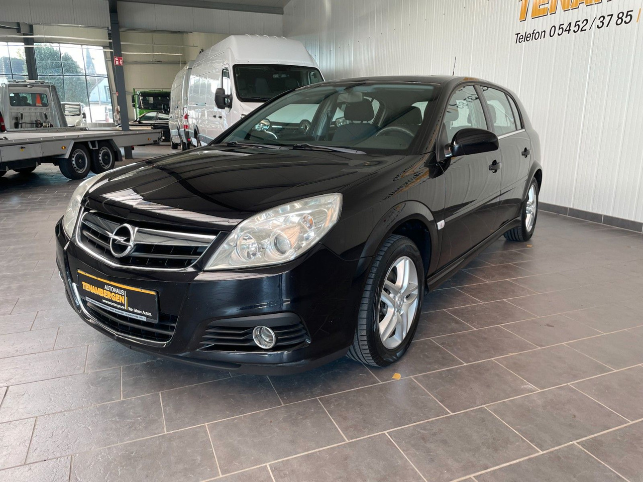 Opel Signum Edition Bluetooth Navi Automatik - Carrinha: foto 5 Opel Signum Edition Bluetooth Navi Automatik - Carrinha: foto 5