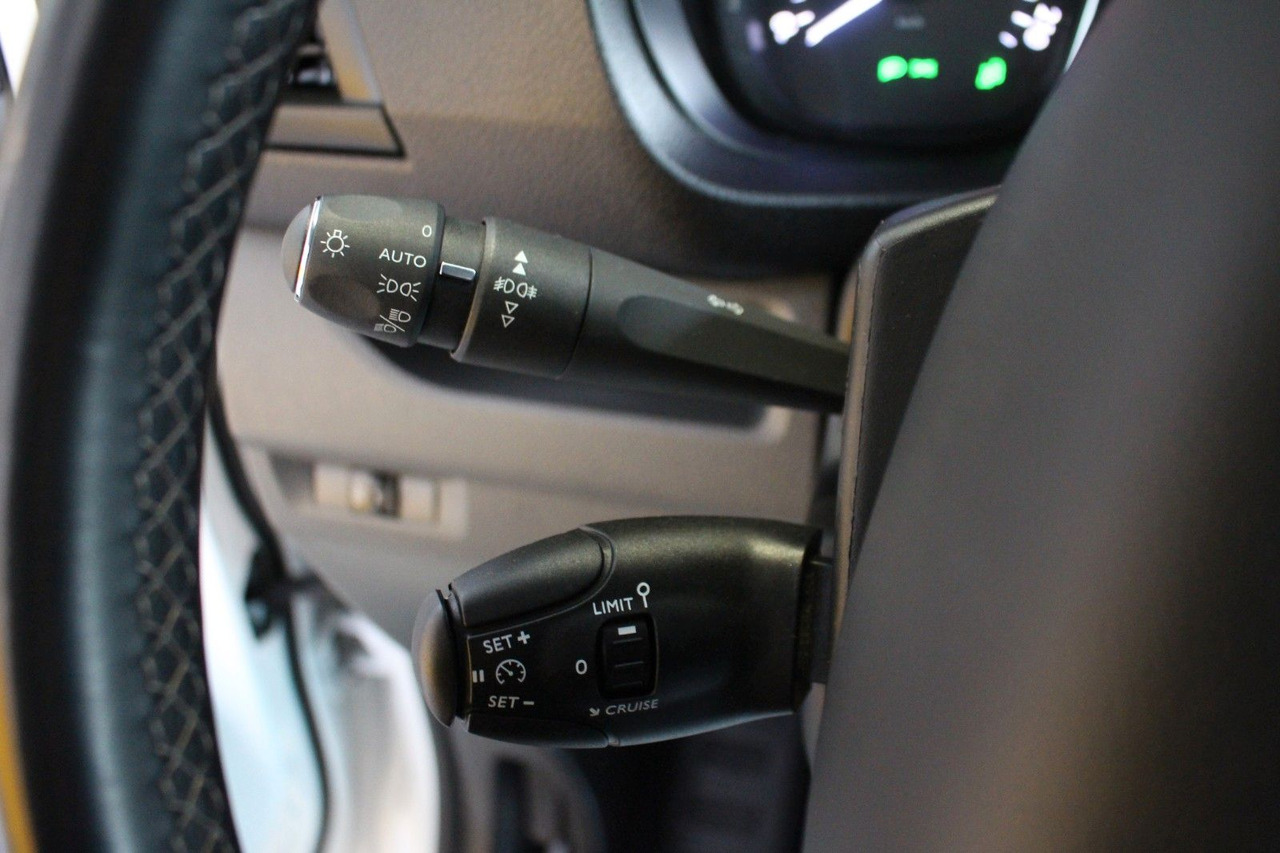 Furgão compacto Opel Vivaro Kasten Edition S Innovation Navi AHK: foto 20