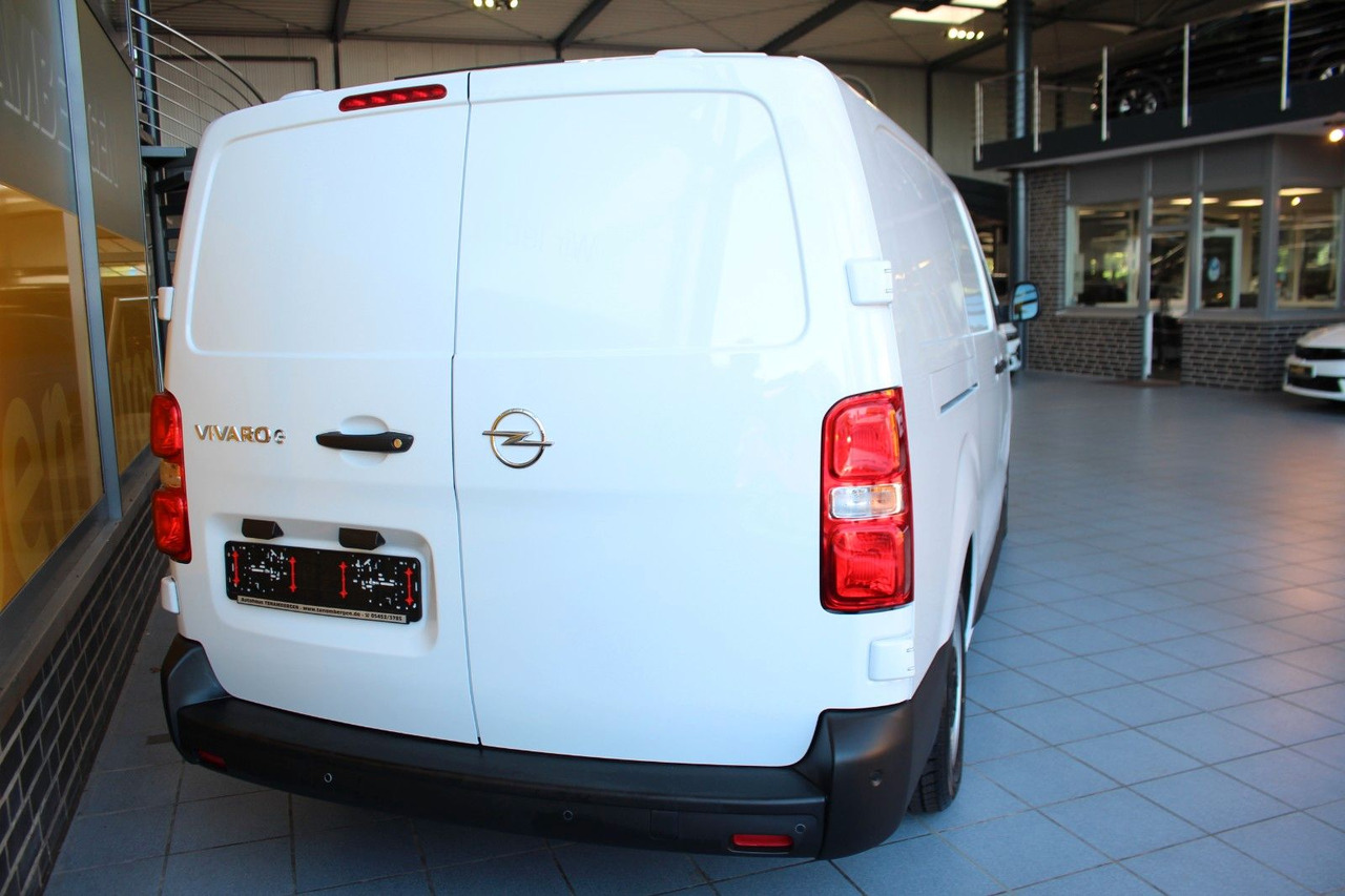 Opel Vivaro Kasten -e L3 75 kWh Holzverkleidung PDC - Furgão compacto, Carrinha elétrica: foto 4 Opel Vivaro Kasten -e L3 75 kWh Holzverkleidung PDC - Furgão compacto, Carrinha elétrica: foto 4