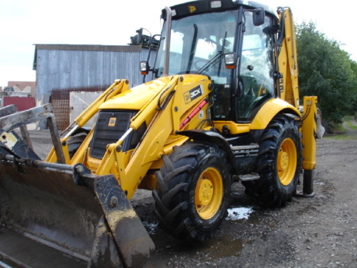 JCB 3CX CONTRACTOR - Retroescavadeira: foto 1 JCB 3CX CONTRACTOR - Retroescavadeira: foto 1