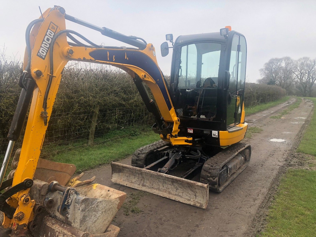 JCB 8026 CTS - Mini escavadeira: foto 1 JCB 8026 CTS - Mini escavadeira: foto 1